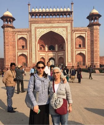 Taking_in_the_Taj_Mahal_with_daughter_c2016